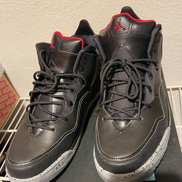 Jordan courtside 23 “particle grey” - Picture 4 of 9